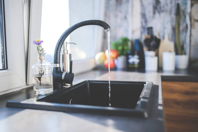 Touchless Kitchen Faucet Reviews