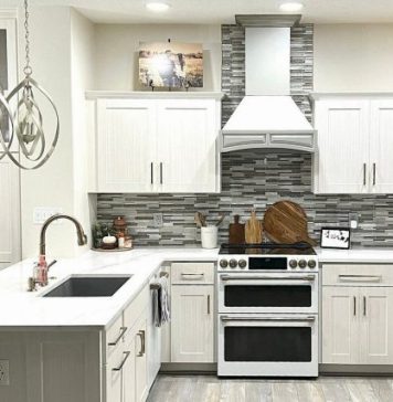 Why Hire a Kitchen Remodeler in Ridgecrest? Cabinet Refacing & Kitchen Remodeling: Fast, Beautiful, Affordable Service